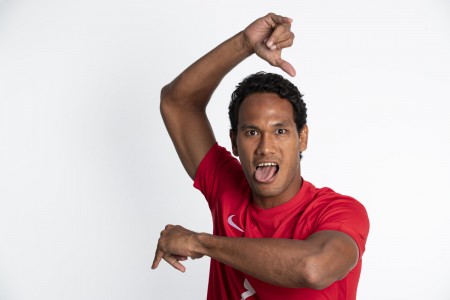 ASUNCION, PARAGUAY - NOVEMBER 17: Alvin Tehau poses during the Tahiti team presentation prior to the FIFA Beach Soccer World Cup Paraguay 2019 on November 17, 2019 in Asuncion, Paraguay. (Photo by Hector Vivas - FIFA/FIFA via Getty Images)